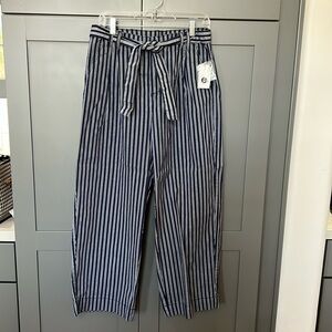 NWT{Time and Tru}Women’s Sz 14 Blue w/Whitee striped Relaxed Fit Belted Pants